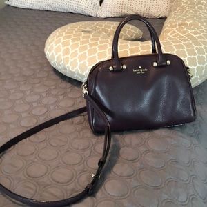 Crossbody handbag